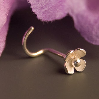 flower nose ring stud